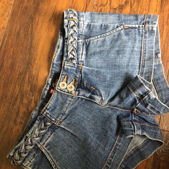 Vintage Y2k Guess shorty shorts - Picture 5 of 5